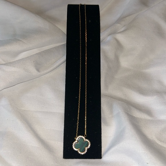 Emerald Stone Green Lucky Clover Necklace & Braclet Gold Plated W Zirconia Set - Picture 5 of 12